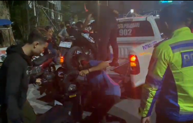 Polisi Gelar Razia Malam di Pekanbaru, 29 Motor Tanpa Surat Diamankan