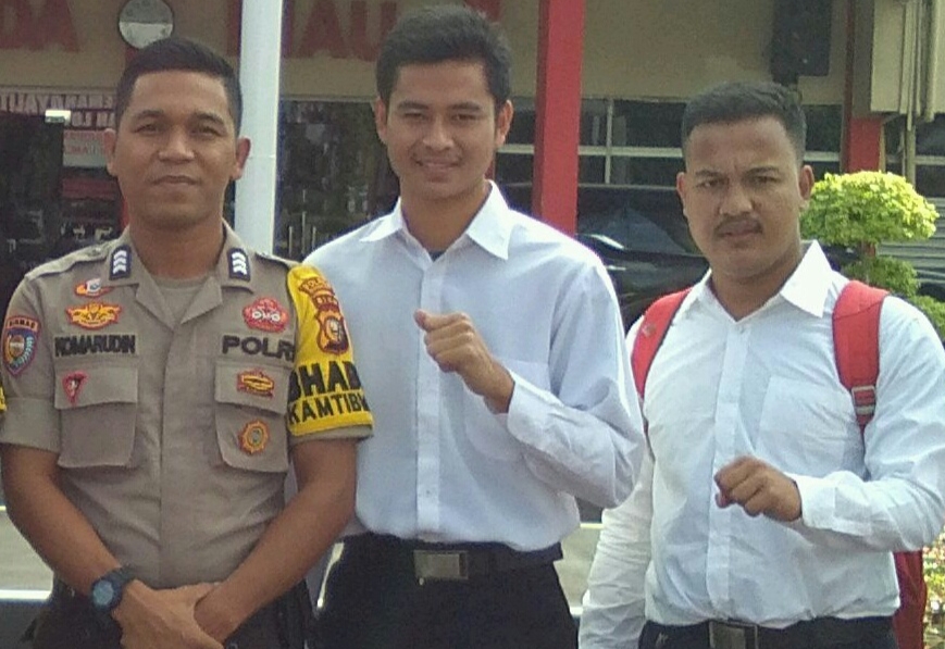2 Pemuda Suku Talang Mamak Inhu Lulus Tes Polisi
