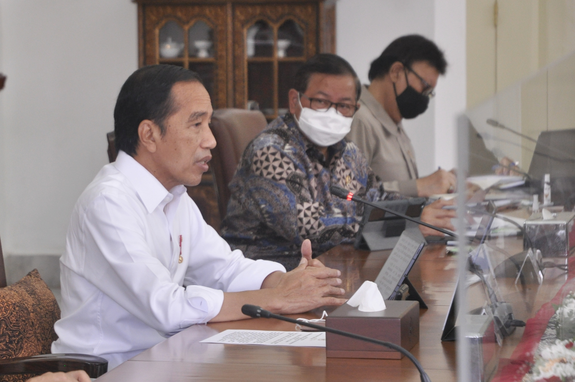 Jokowi Pastikan Pelaksanaan Pemilu 2024 Sesuai Jadwal