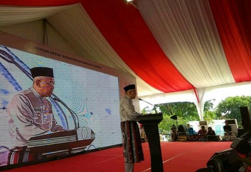 Puncak Hakteknas, Gubernur Riau Pamer Potensi Sagu 