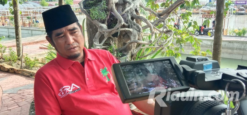 Resmi Mendaftar ke KPU, Ketua NU Riau Rusli Ahmad Bacalon DPD RI
