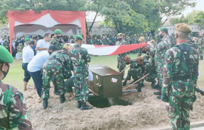 Pangdam I/BB Pimpin Upacara Pemakaman Pelda Anumerta Rama Wahyudi, Ini Foto-fotonya