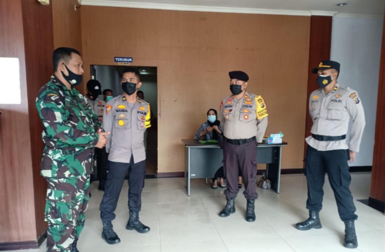 TNI dan Polri Kawal Pendistribusian Vaksin Corona di Bengkalis