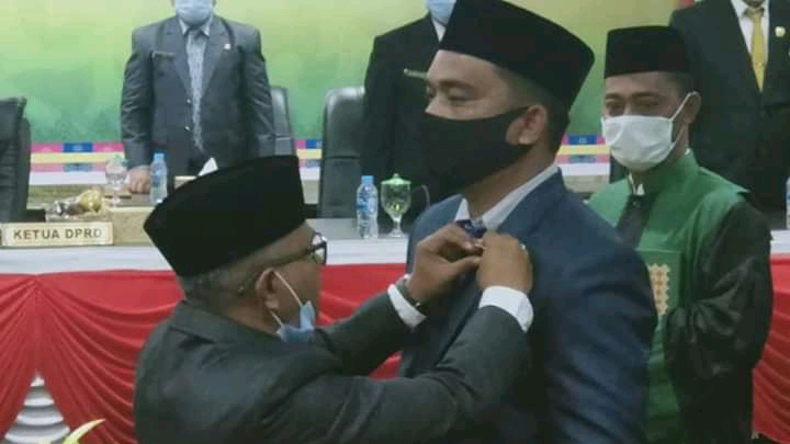 Khozin Maju Pilkada, Sopandi Gantikan Posisinya di DPRD Meranti