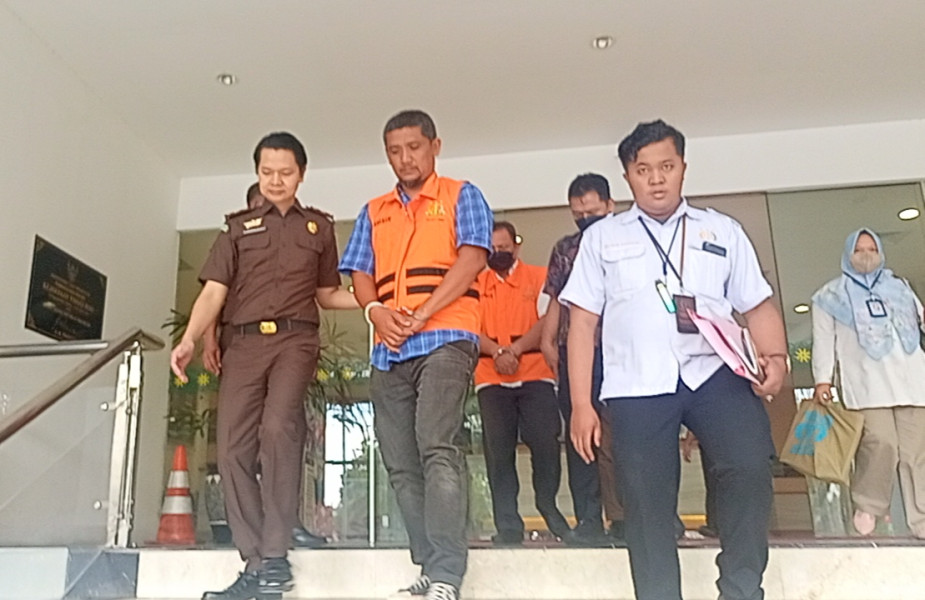 Kejati Riau Tahan 2 Tersangka Kasus Dugaan Korupsi Proyek JSR di Meranti