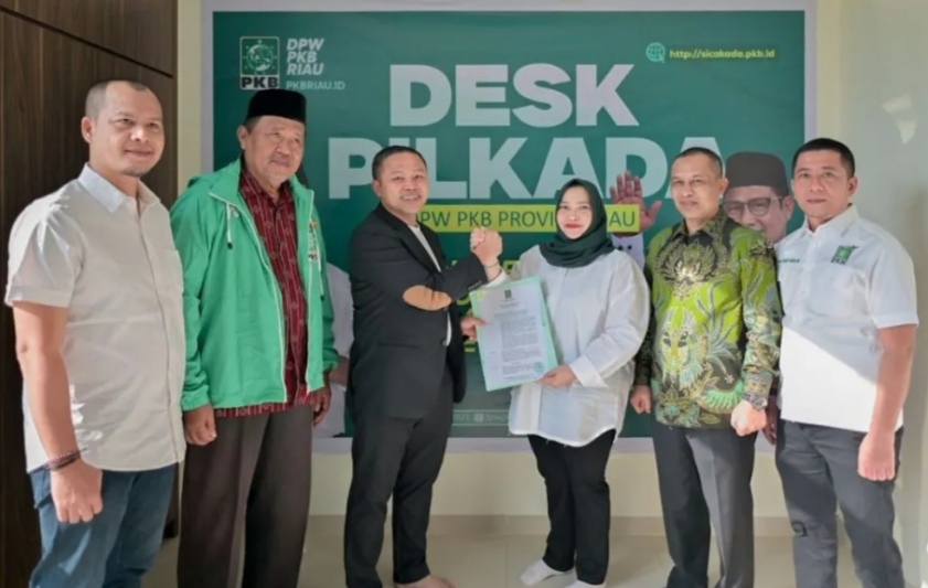 Terima SK dari PKB, Kasmarni - Bagus Santoso Janji Wujudkan Bengkalis Bermarwah, Maju dan Sejahtera