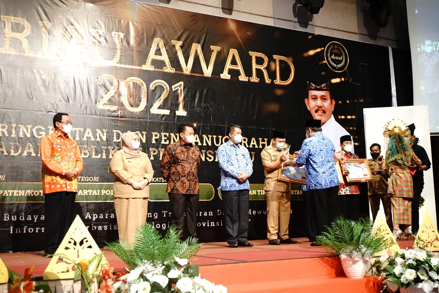 Pemkab Siak Peringkat 5 KI Riau Award 2021