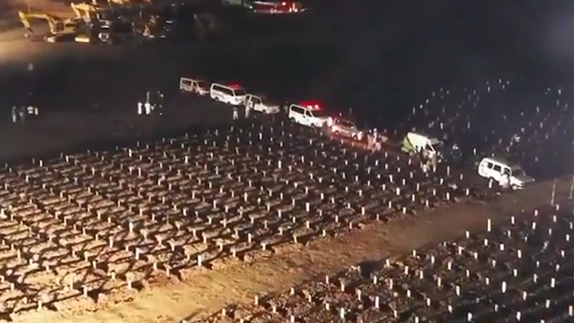 Bikin Merinding, Beredar Video Rekaman Drone Suasana Pemakaman Jenazah COVID-19 di TPU Rorotan