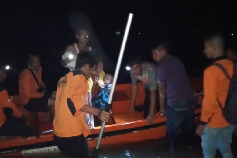 Banjir Rendam Ratusan Rumah di Rokan Hulu, Desa Rambah Tengah Barat Terparah