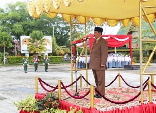 Pimpin Apel Peringatan Harkitnas, Sekdakab Inhil Pandang Perlunya Pemerataan SDM