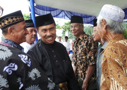 Meski Ada Cagub Riau Asli dari Kampar, Ninik Mamak Tetap Mantapkan Pilihan ke Syamsuar - Edy Nasution