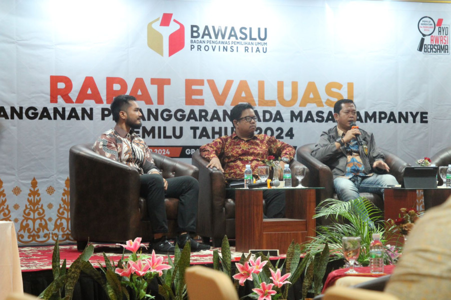 Gelar Rapat Evaluasi, Bawaslu Bahas Penanganan Pelanggaran Pada Tahapan Kampanye di Riau