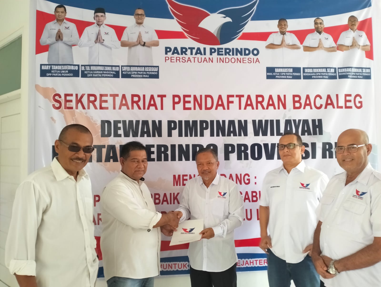 Maju Dapil Pekanbaru, T Razmara Daftar ke Partai Perindo