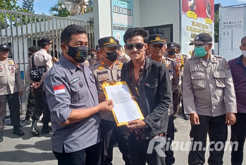 Mengaku Salah dan Minta Maaf, Koordinator AMKP Cabut Laporan di Kejati Riau