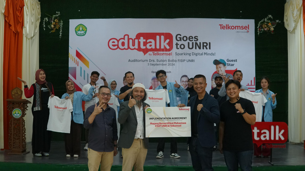 Dukung Peningkatan Literasi Digital Mahasiswa Unri, CSR Telkomsel Beri Pelatihan Edutalk
