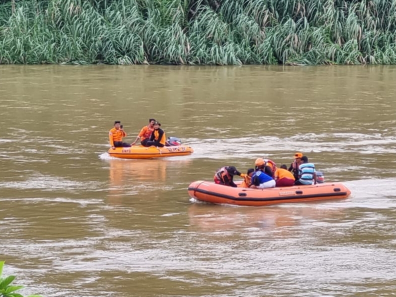 Nelayan Tenggelam di Sungai Kampar Ditemukan Tewas