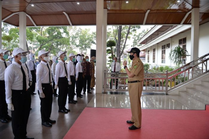 Lepas Calon Praja IPDN ke Jatinangor, Gubri: Jaga Nama Baik Riau