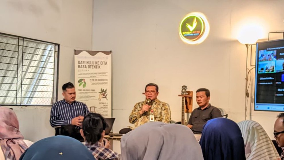 Riau Siapkan Perda Keterbukaan Informasi Publik