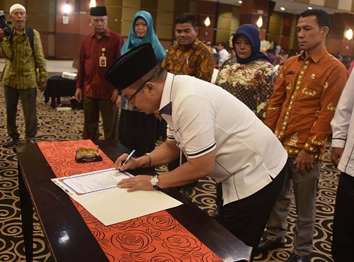 Tingkatkan Program Kependudukan KKBPK dan BKKBN Provinsi Riau Gelar Rakorda