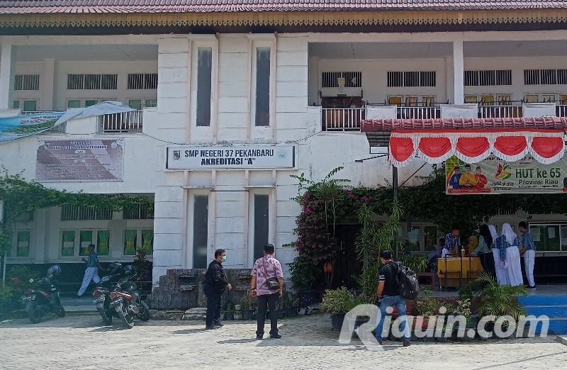 Kepsek SMP N 35 Pekanbaru Lakukan Penyerangan, Disdik Segera Jatuhkan Sanksi