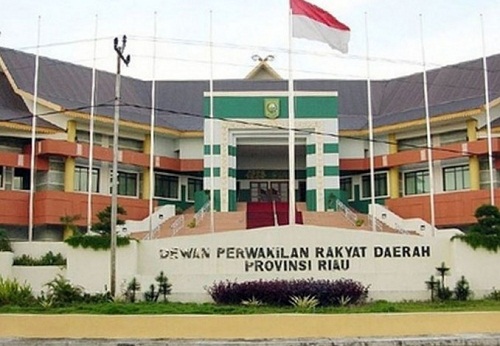 Dewan Minta Pemprov Riau Serius Wujudkan Visi Riau 2020 