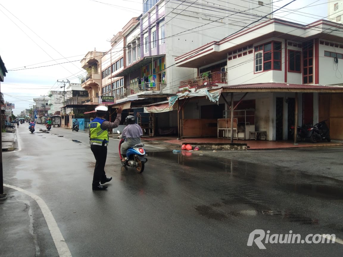 Cegah Lakalantas, Satlantas Polres Meranti Jaga 4 Lokasi Rawan Macet