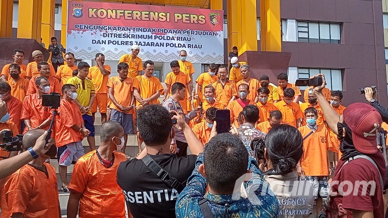 Judi Gelper hingga Online Disikat, Ratusan Orang di Riau Jadi Tersangka