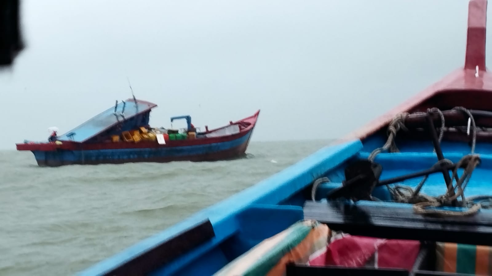 Cuaca Buruk, Kapal dari Malaysia Terdampar di Rohil