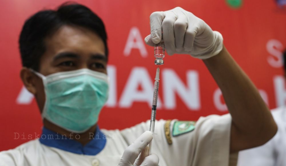 1.181 Tenaga Kesehatan di Pelalawan Sudah Divaksin Corona