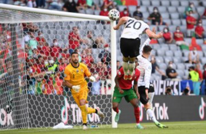 Diwarnai Dua Gol Bunuh Diri, Jerman Permalukan Portugal
