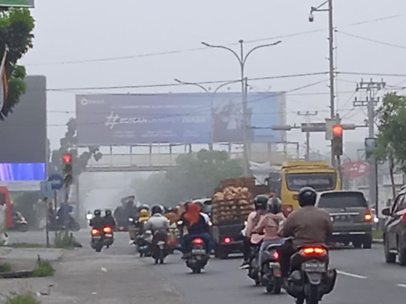 Kabut Tipis Mirip Karhutla Mulai Terlihat di Kota Pekanbaru