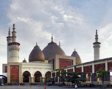 Subhanallah, Megahnya Masjid Ikon Serambi Mekah Riau