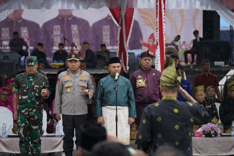 Sejarah Baru HUT Ke-26 Kuansing: Para Pejabat Tinggi Riau Hadir Lengkap di Teluk Kuantan