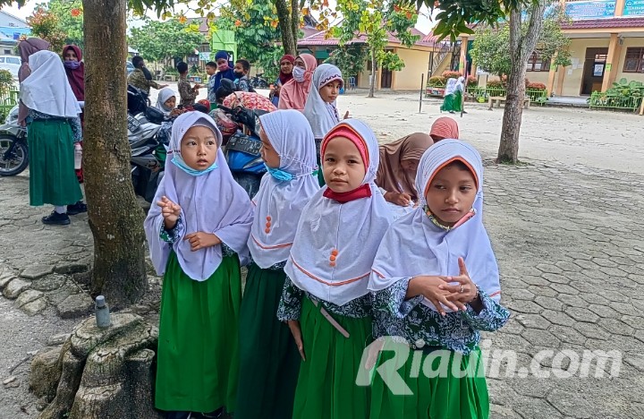 Kasus Covid-19 di Riau Melonjak, Sekolah Dihimbau Terapkan Prokes Ketat