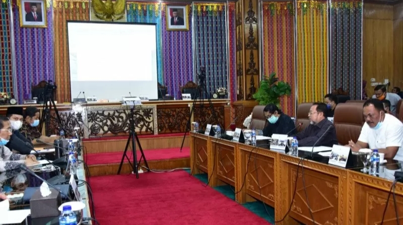 Gesa Pengesahan APBD 2021, Banggar DPRD Rapat Bersama TAPD Bengkalis