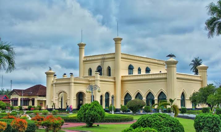 Kasus Corona Melonjak, Istana Siak dan Kantor Disdikbud Ditutup