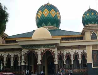 Pemko Evaluasi Pengelolaan Keuangan Masjid Paripurna di Pekanbaru